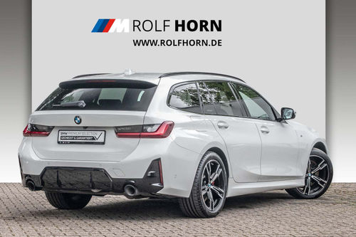 BMW 330i xDrive Touring Automatic