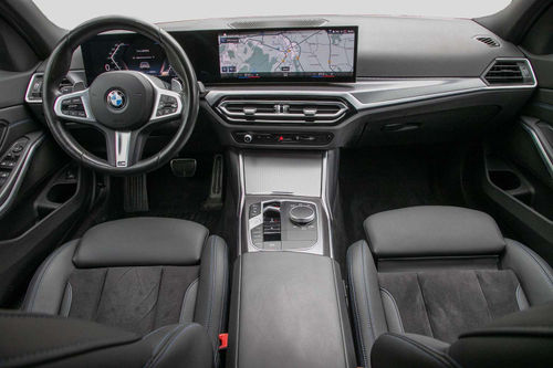 BMW 330i xDrive Touring Automatic