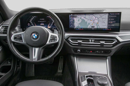 BMW 330i xDrive Touring Automatic
