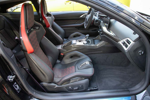 BMW M4 CS