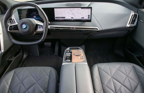BMW iX xDrive40