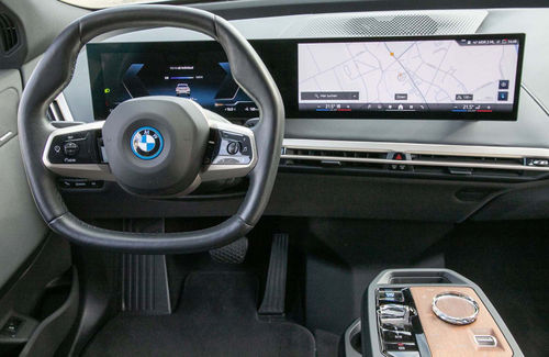 BMW iX xDrive40