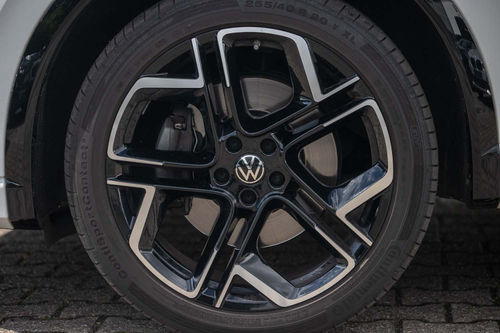 Volkswagen Tiguan 2.0 TDI SCR 142kW DSG 4MOTION R-Line