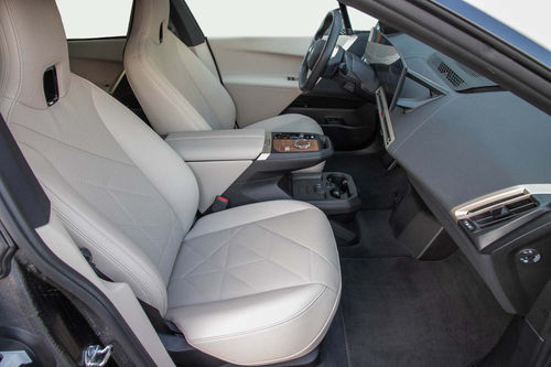 BMW iX xDrive50