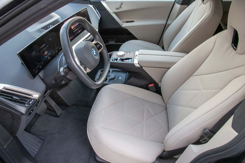 BMW iX xDrive50