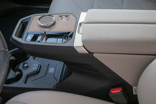 BMW iX xDrive50