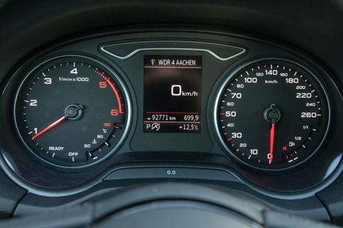 Audi Q2 30 TDI sport