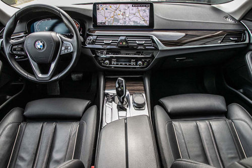 BMW 530d xDrive Touring