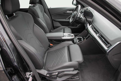 BMW iX1 xDrive30