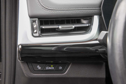 BMW iX1 xDrive30