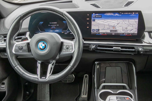 BMW iX1 xDrive30
