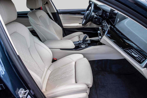BMW 530e
