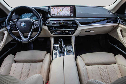 BMW 530e
