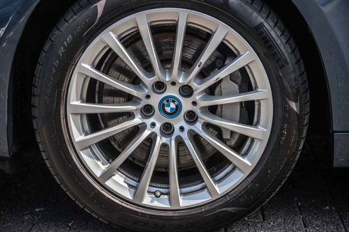 BMW 530e