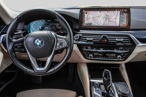 BMW 530e