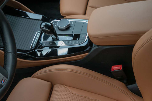 BMW X4 xDrive20i AT