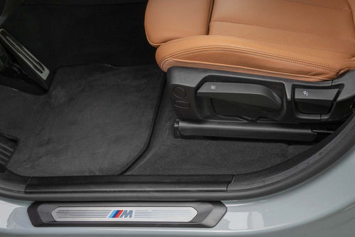 BMW X4 xDrive20i AT