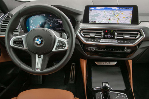 BMW X4 xDrive20i AT