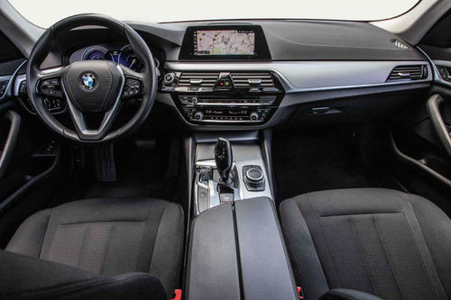 BMW 530e