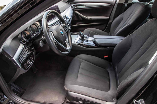 BMW 530e