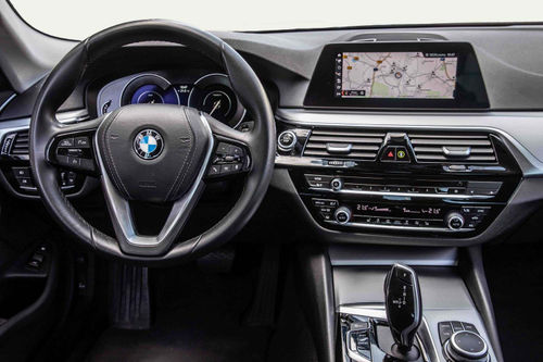 BMW 530e