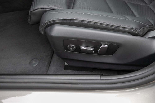 BMW i5 M60 xDrive