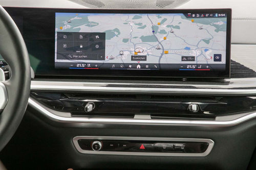 BMW X6 M60i