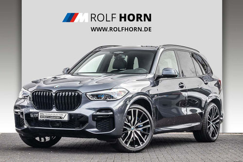 BMW X5 M50i