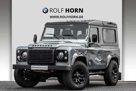Land Rover Defender 90 TD4 Station Wagon Rough 2