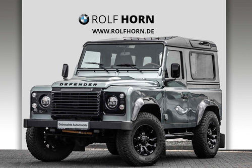 Land Rover Defender 90 TD4 Station Wagon Rough 2