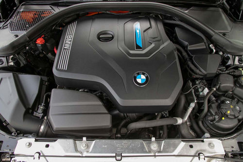 BMW 320e xDrive Touring Auto