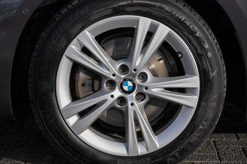 BMW 220i Active Tourer Advantage