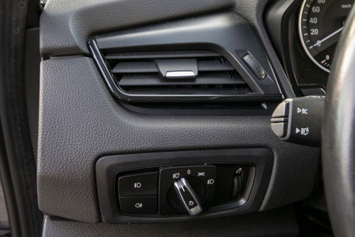 BMW 220i Active Tourer Advantage