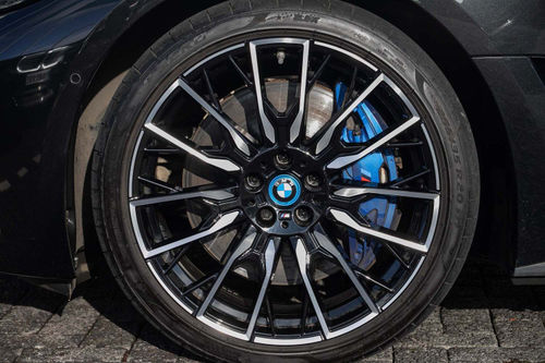 BMW i4 M50