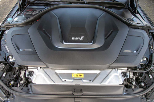 BMW i4 M50