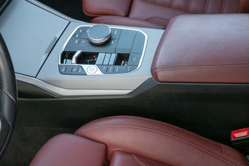 BMW 320i Touring Auto