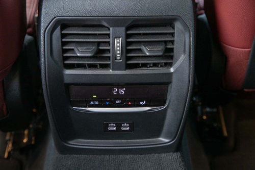 BMW 320i Touring Auto