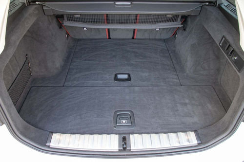 BMW 320i Touring Auto