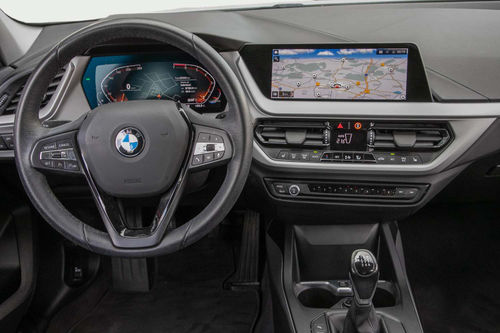 BMW 118i Advantage