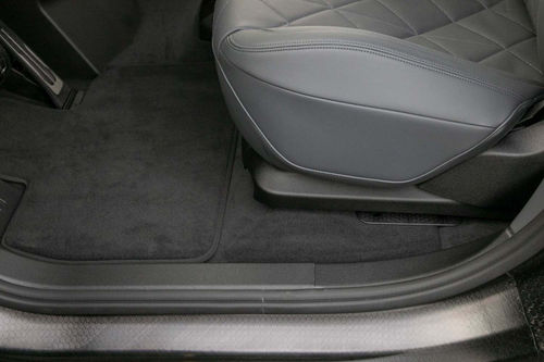BMW iX xDrive60