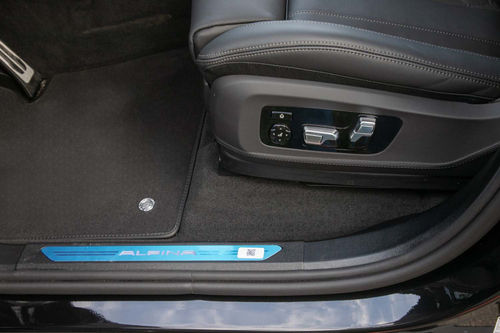 ALPINA XB7 4.4 Manufaktur Allrad