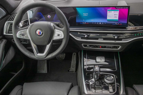 ALPINA XB7 4.4 Manufaktur Allrad