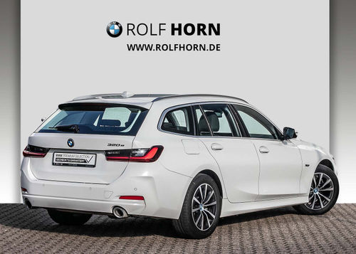 BMW 320e Touring Auto