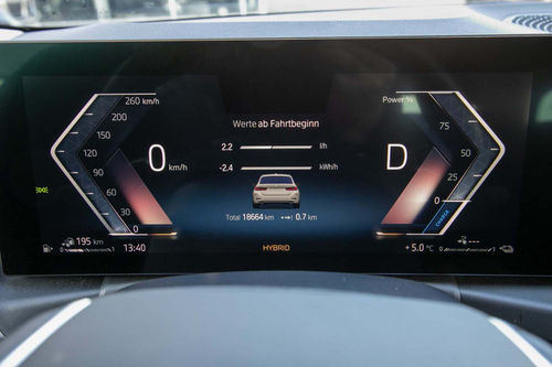 BMW 320e Touring Auto