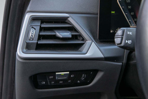 BMW 320e Touring Auto