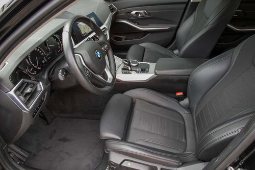 BMW 320i xDrive Sport Line Automatik