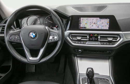 BMW 320i xDrive Sport Line Automatik