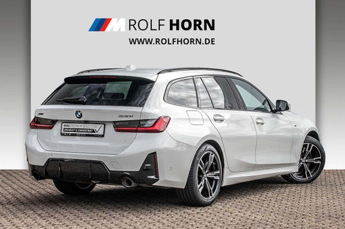 BMW 330i xDrive Touring Automatic