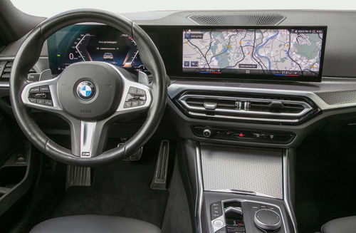 BMW 330i xDrive Touring Automatic