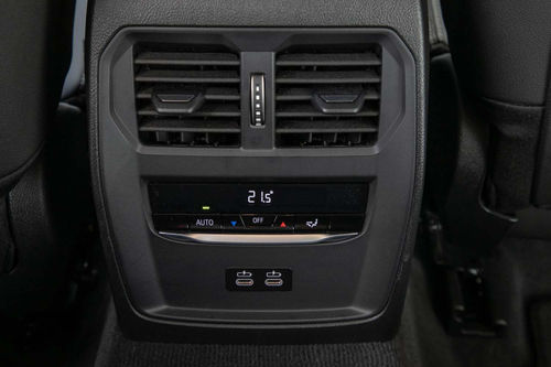BMW 320i Touring Auto